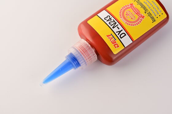 Le scellant anaérobie adhésif Threadlocker pour les fils de tuyaux offre un verrouillage efficace des vis et une prévention des fuites dans les équipements